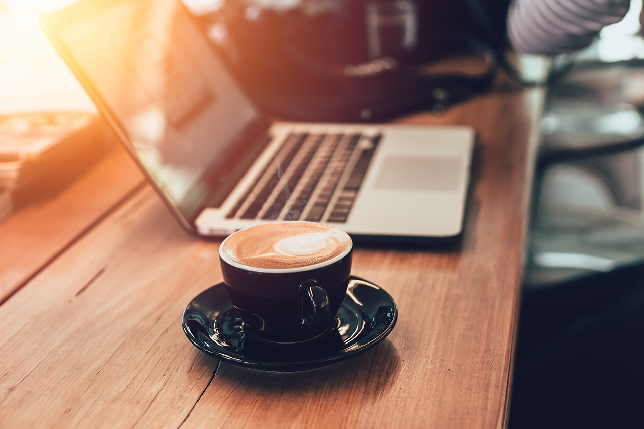 atte-coffee-with-laptop-working-in-cafe